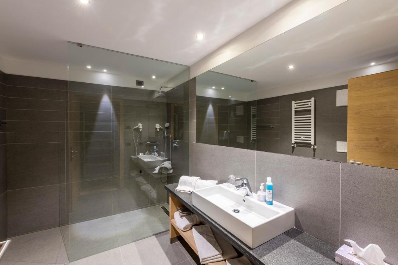 Design & Suite Hotel Ciarnadoi Vigo di Fassa Εξωτερικό φωτογραφία