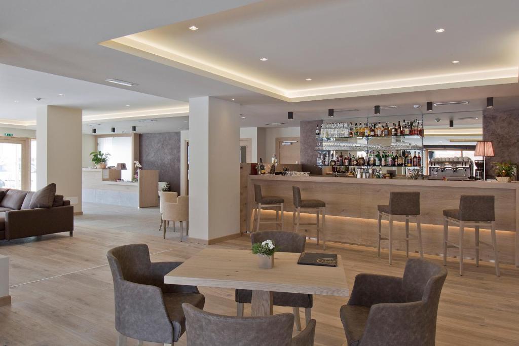 Design & Suite Hotel Ciarnadoi Vigo di Fassa Εξωτερικό φωτογραφία